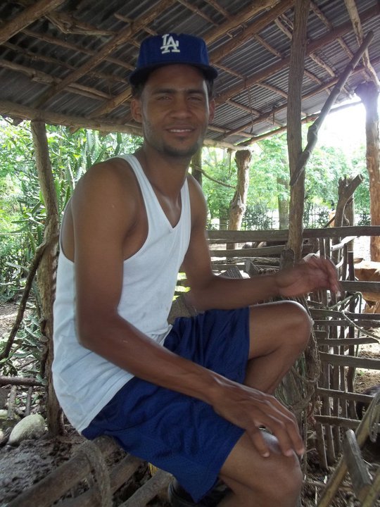 Date this young Dominican Republic man Luis jose from Rep Dom DO5828