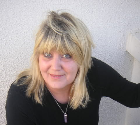 Date this passionate United Kingdom girl Jthom from London GB455