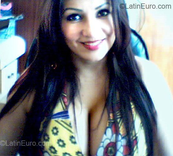 Date this exotic Venezuela girl Elsa from Merida VE49