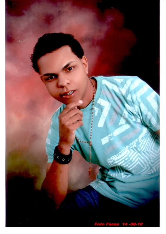 Date this tall Dominican Republic man Jefri from Santiago DO6263