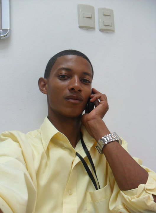 Date this good-looking Dominican Republic man Leandro from Santo Domingo DO6385