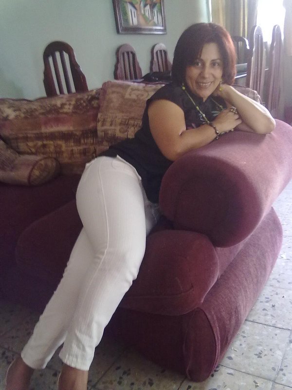 Date this sultry Honduras girl Beatriz Ferrufino from Teguigalpa HN282