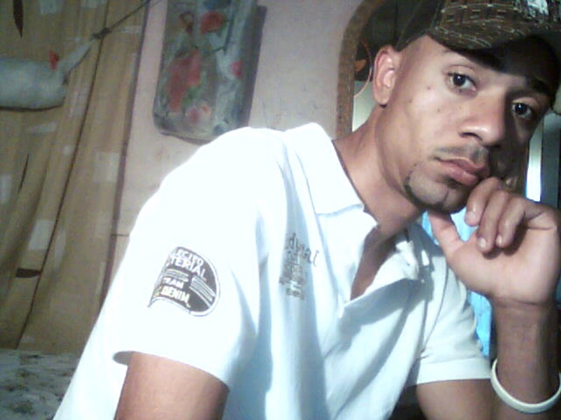Date this tall Dominican Republic man Luis from Santo Domingo DO6786