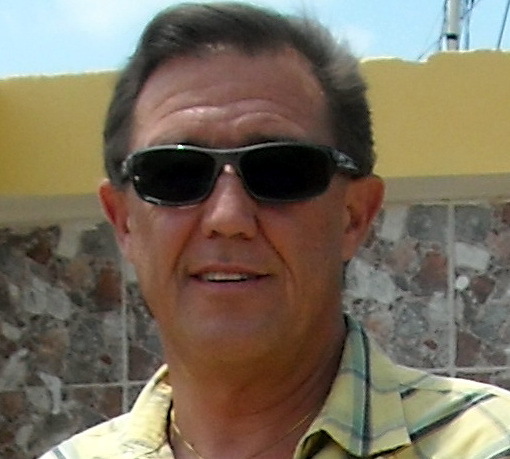 Date this good-looking Dominican Republic man Cielito from Santo Domingo Zuerich DO6809