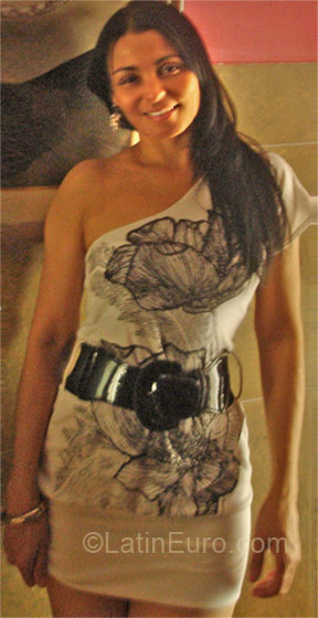 Date this beautiful Panama girl Zeina from Panama City PA100