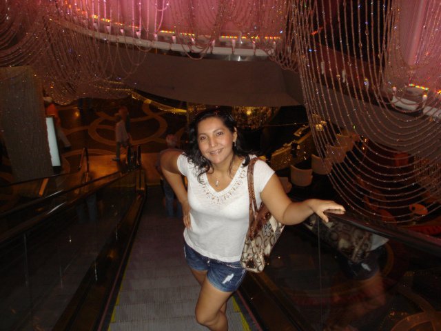 Date this stunning Nicaragua girl Mara del Carmen from Managua NI20