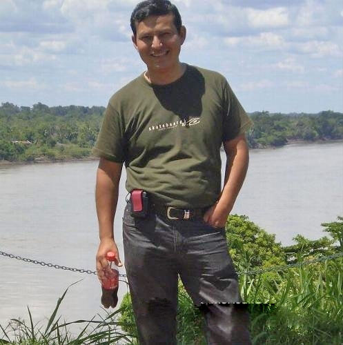 Date this happy Peru man Pepito from Lima PE505