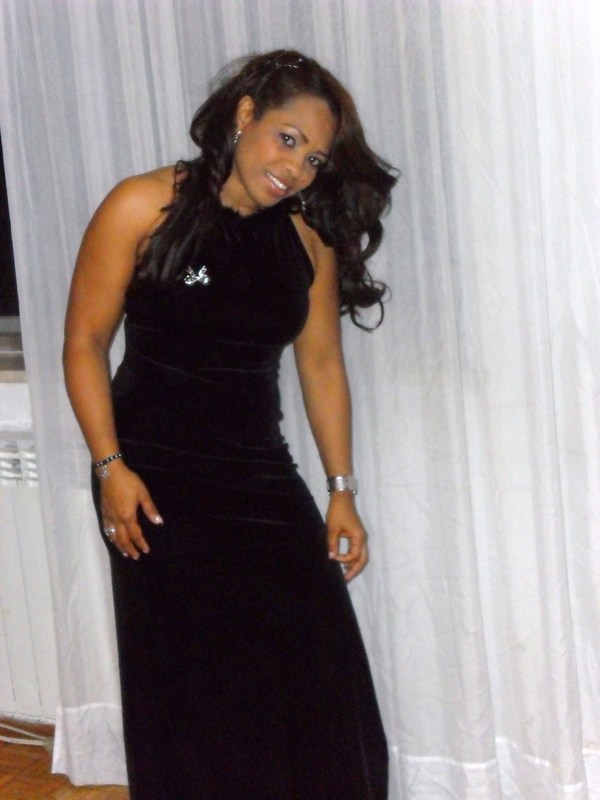 Date this beautiful Spain girl MERCEDES from Madrid ES184