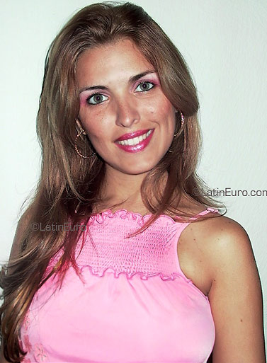 Date this cute Spain girl Ebelise from Zaragoza ES196