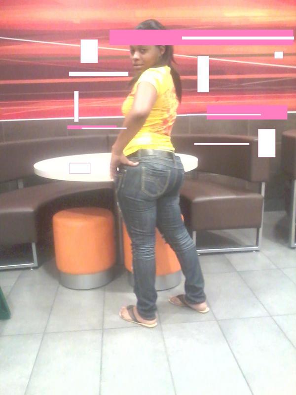 Date this exotic United States girl PNKY from Dallas US11036