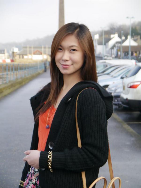 Date this funny Philippines girl Ylla from Davao City PH424