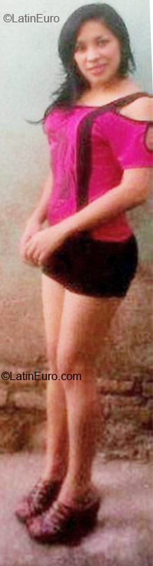 Date this charming Honduras girl SEXY from Tegucigalpa HN406