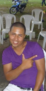 Date this nice looking Colombia man Andres from Cali CO8023