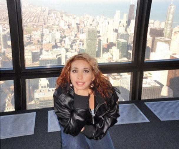 Date this attractive Mexico girl L1ZY from Guadalajara MX426