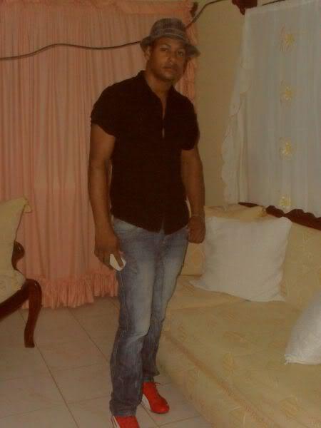 Date this funny Dominican Republic man Carlos manuel from Santo Domingo DO9476