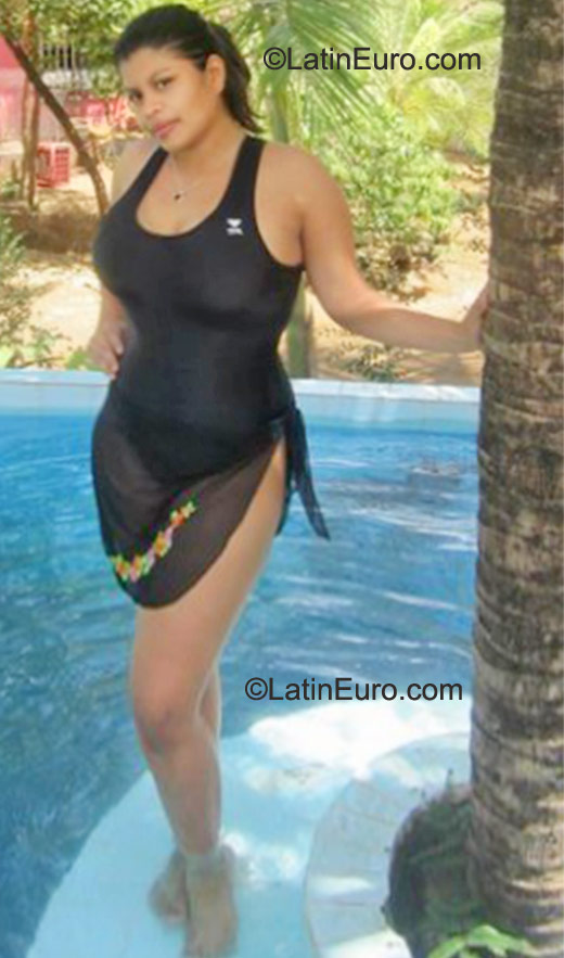 Date this hot Nicaragua girl Tania from Managua NI47