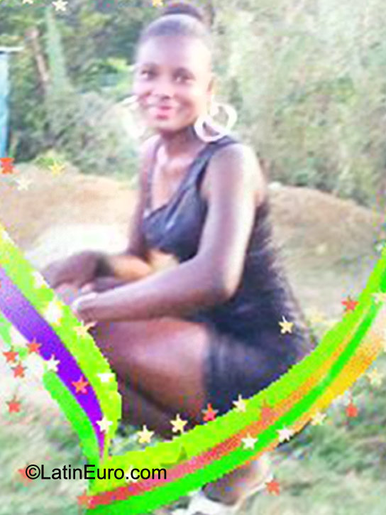 Date this nice looking Jamaica girl Anei from Montego Bay JM380