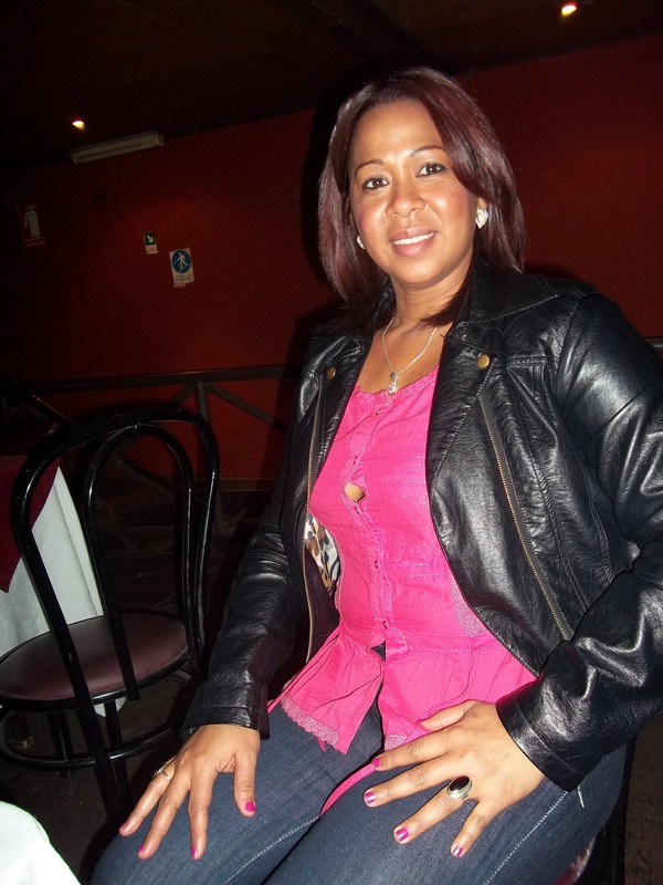 Date this stunning Chile girl Yessysantos from Santiago CL60