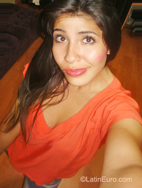 Date this lovely Mexico girl Kimberly from Guadalajara MX540