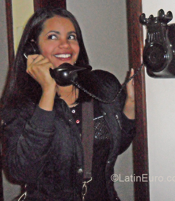 Date this hard body Brazil girl Ana Paula from Sao Paulo BR9385