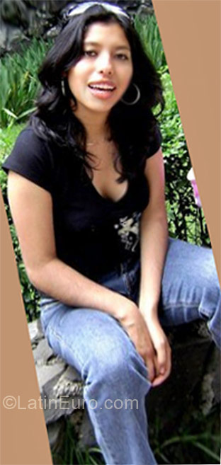 Date this beautiful Mexico girl Arual from Toluca MX573