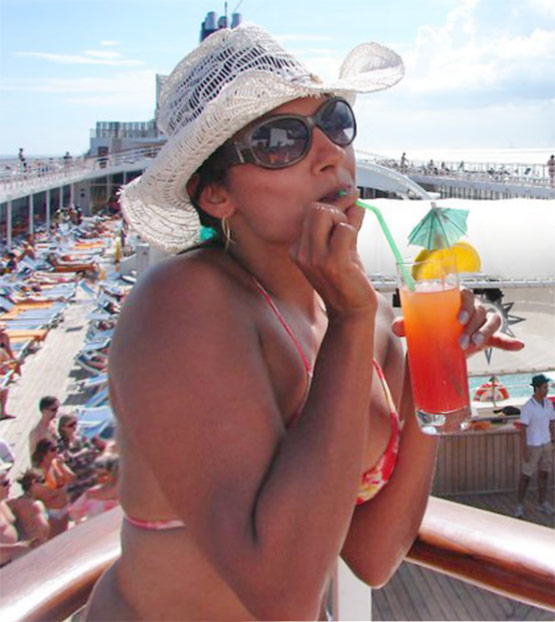 Date this hard body Brazil girl Melissa from Sao Paulo BR9380