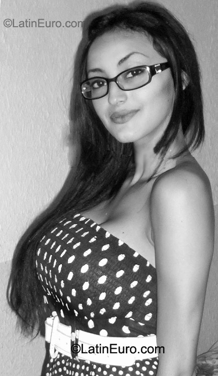 Date this cute Costa Rica girl Aurelia from San Jose CR177