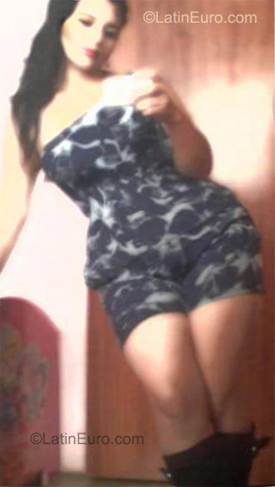 Date this gorgeous Costa Rica girl Katalina from San Jose CR178