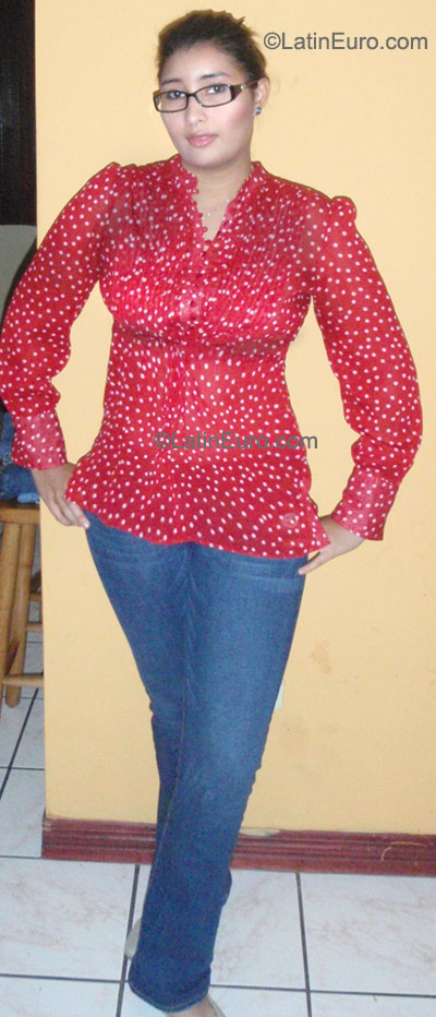 Date this hard body Costa Rica girl Olga Maria from San Jose CR180