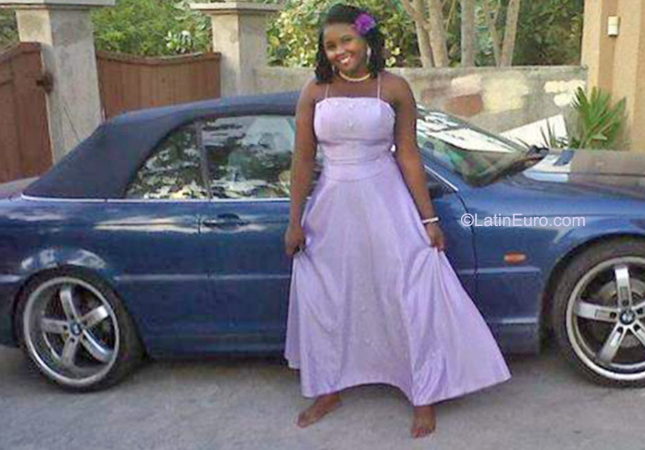 Date this hard body Jamaica girl Sweet sherry from St Catherine JM438