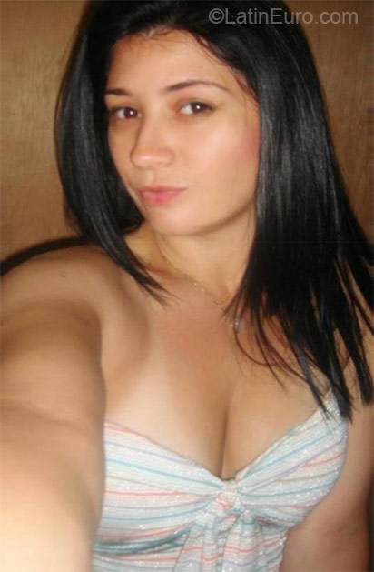 Date this georgeous Brazil girl Tatiana from Sao Paulo BR6594
