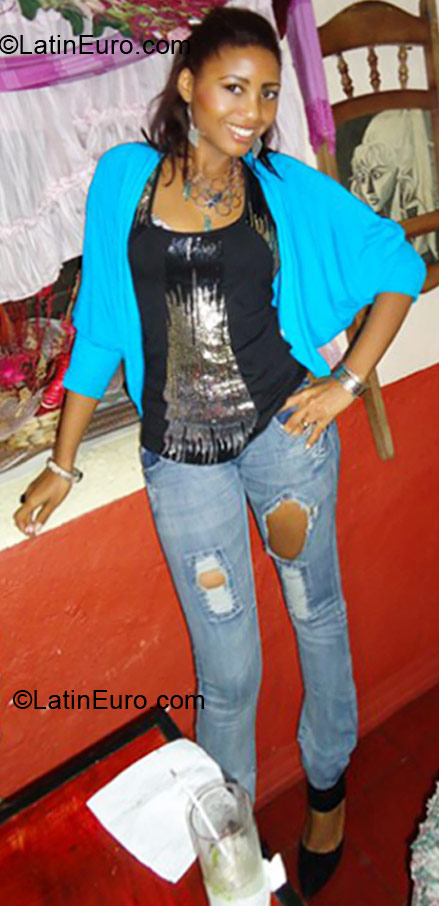 Date this georgeous Costa Rica girl Manyara from San Jose CR239