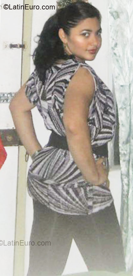 Date this cute Honduras girl Amalia from San Pedro Sula HN696