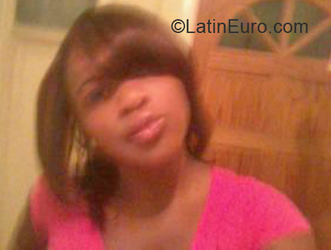 Date this fun Jamaica girl Kimonie from Kingston JM1980