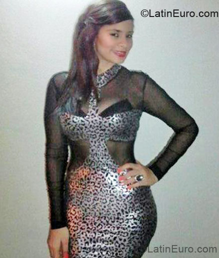 Date this good-looking Dominican Republic girl Raimi from San Francisco De Macoris DO10806