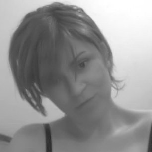 Date this foxy Belgium girl Lyne from Brussels BE79