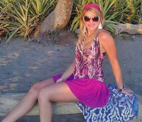 Date this attractive Costa Rica girl Doll from San Jose CR223