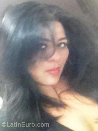 Date this good-looking Mexico girl Edna from Cancun MX714