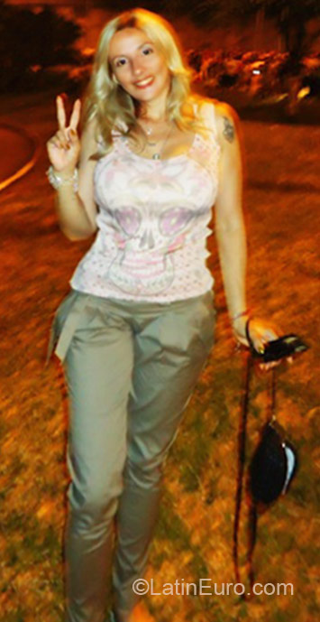 Date this delightful Brazil girl Mariana from Pouso Alegre BR6760