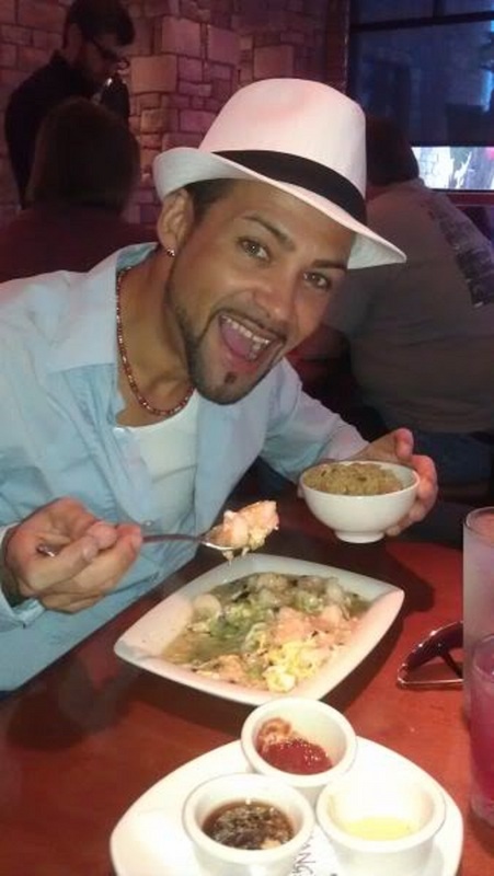 Date this lovely United States man Ozzie from New Rochelle US13212