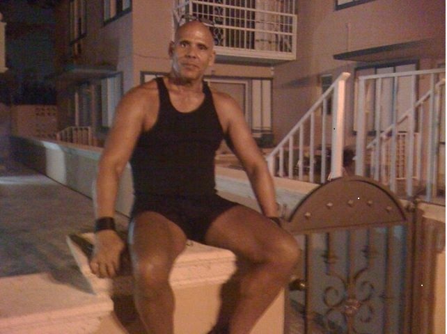 Date this attractive United States man Ruben from Hollywood US13333
