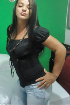 Date this hard body Brazil girl Silvania from Recife BR7145