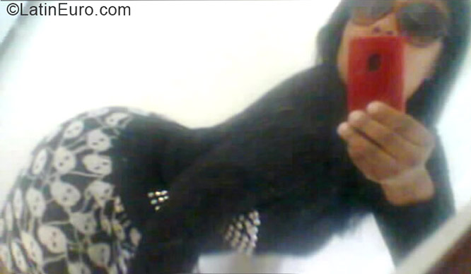Date this nice looking Brazil girl Katia from Belo Horizonte BR6884