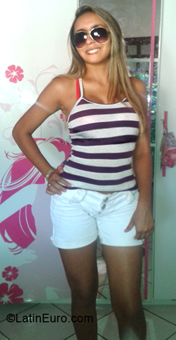 Date this happy Brazil girl Marcia Maria from Bernardo Do Mearim BR6905