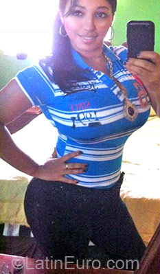 Date this pretty Dominican Republic girl Francy from San Francisco De Macoris DO11906