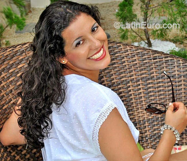 Date this young Brazil girl Alessandra from Sao Paulo BR7017