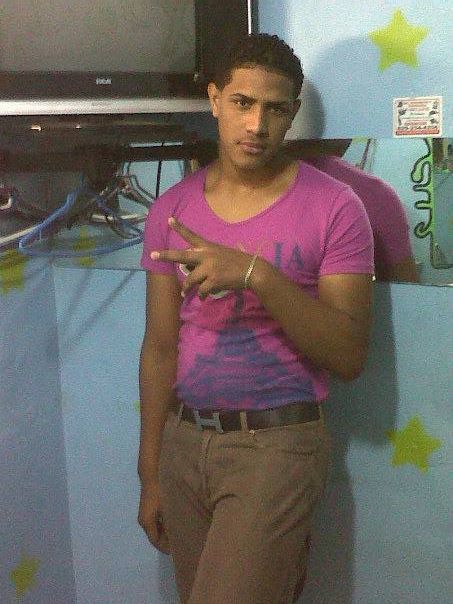 Date this sensual Dominican Republic man Ricardo from Santo Domingo DO12040