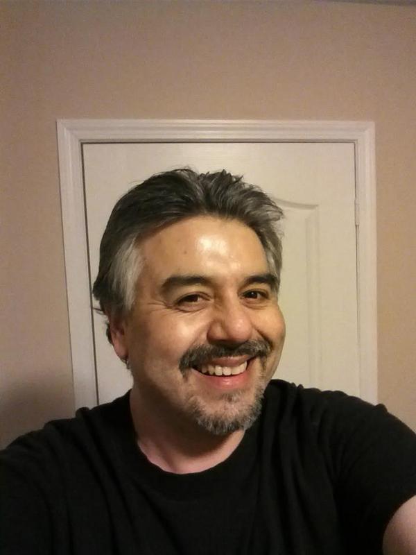 Date this tall United States man Greg from Panasena US13529