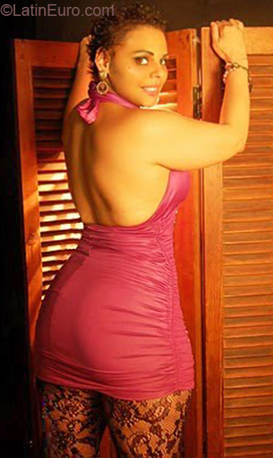 Date this georgeous Brazil girl Angela Maria from Sao Paulo BR7067