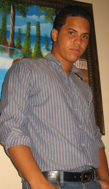 Date this cute Dominican Republic man Nelson from Santiago De Los Caballeros RE11